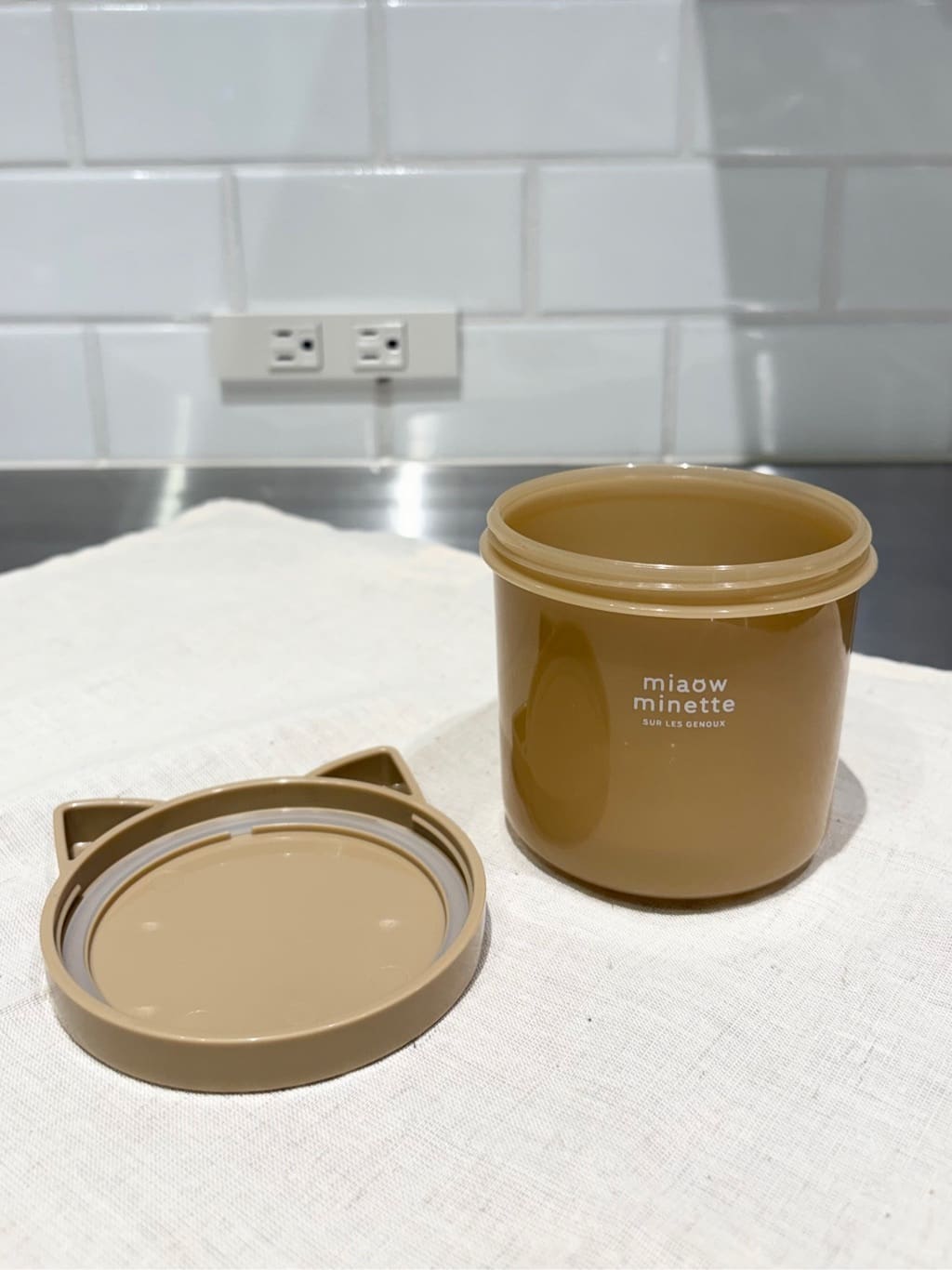muuさんの「212 KITCHEN STORE｜にゃお ねこみみワンタッチランチ P」を使ったコーディネート