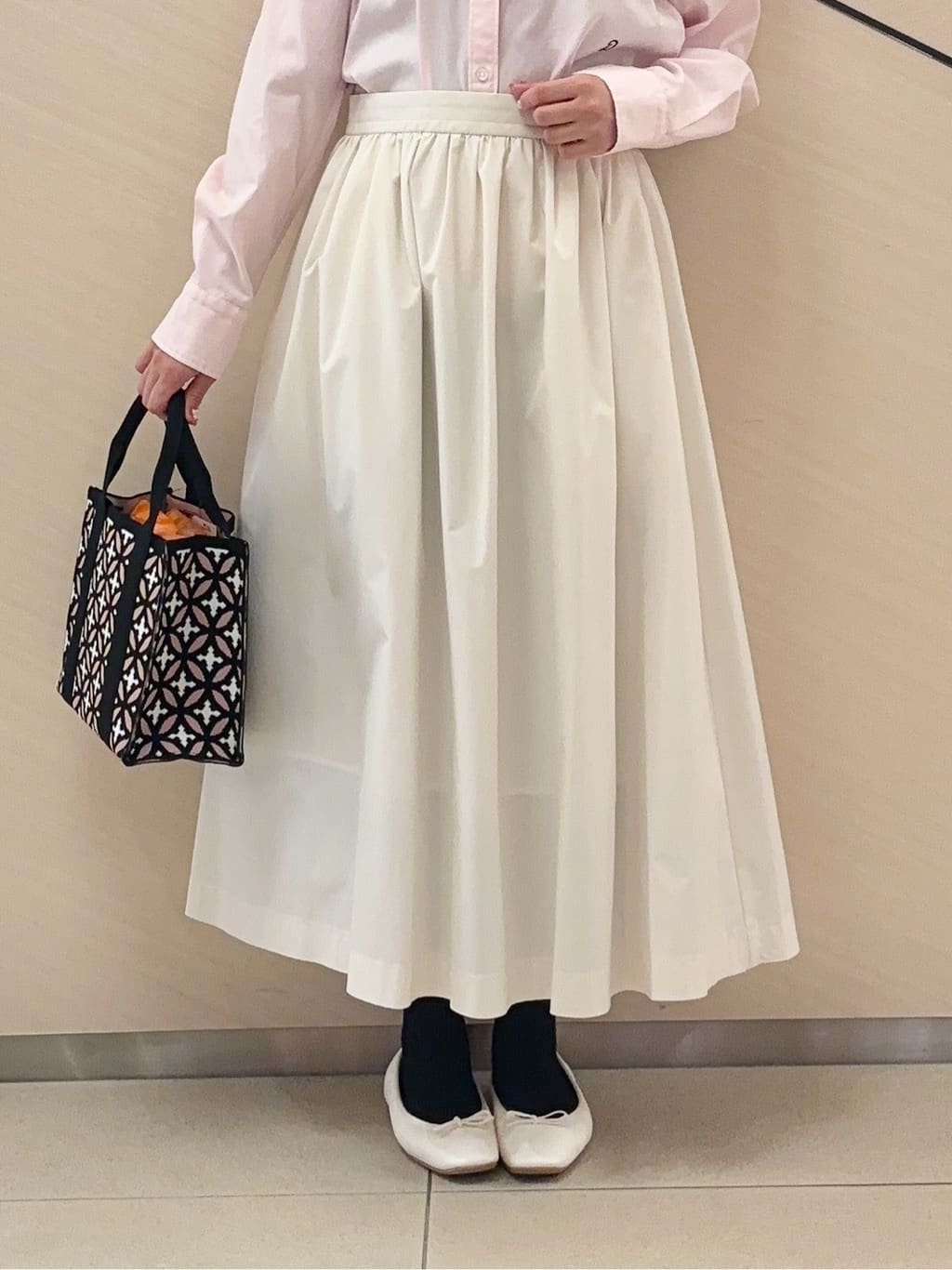 Rinaさんの「DRESSTERIOR｜【otonaMUSE5月号掲載/ウォッシャブル】タックギャザー スカート」を使ったコーディネート