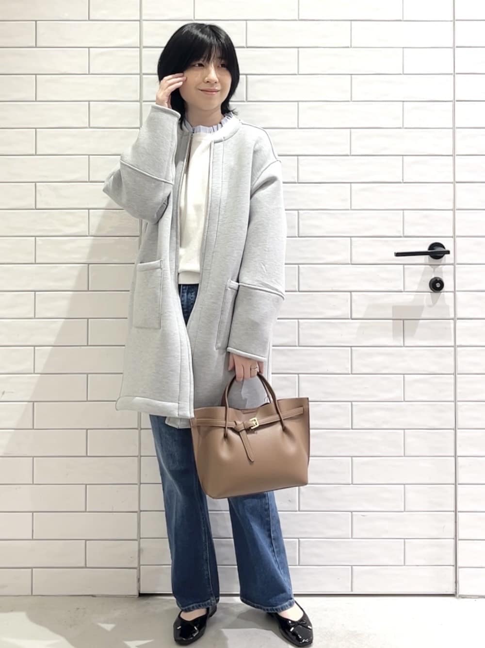 しおりさんの「OPAQUE.CLIP｜リバーシブル配色ノーカラーコート【洗濯機OK】」を使ったコーディネート