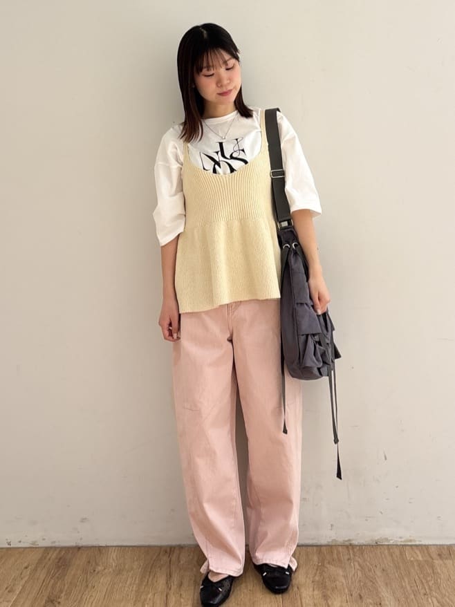 mireiさんの「OPAQUE.CLIP｜リラクシーロゴプリントTシャツ【洗濯機OK】」を使ったコーディネート