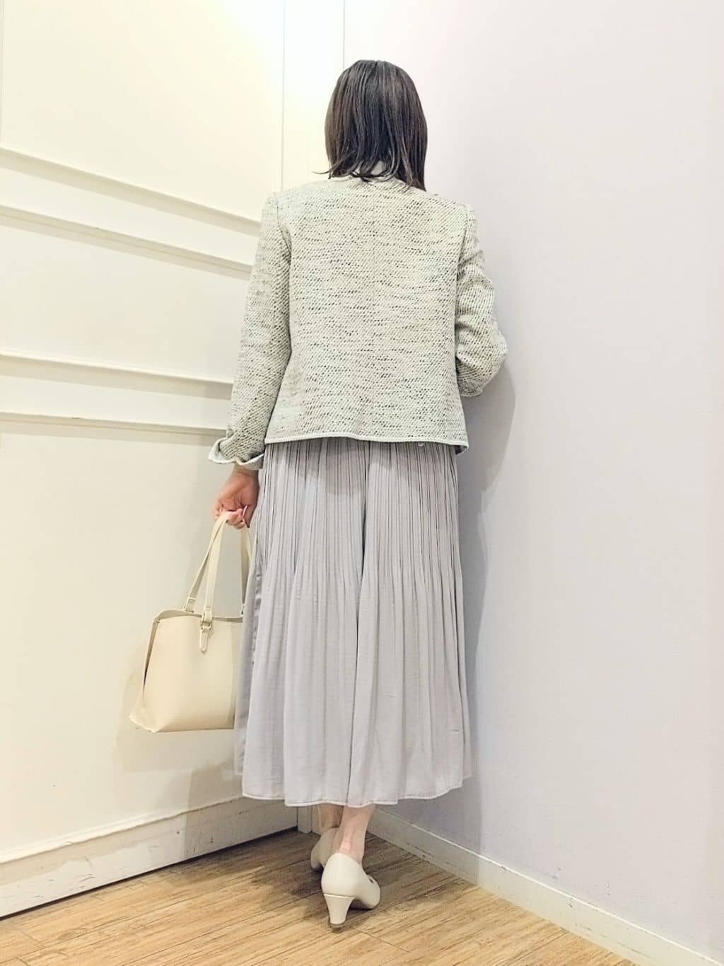 miomioさんの「SHOO･LA･RUE｜【セレモニー】上品に彩る ダブルフラワーコサージュ」を使ったコーディネート