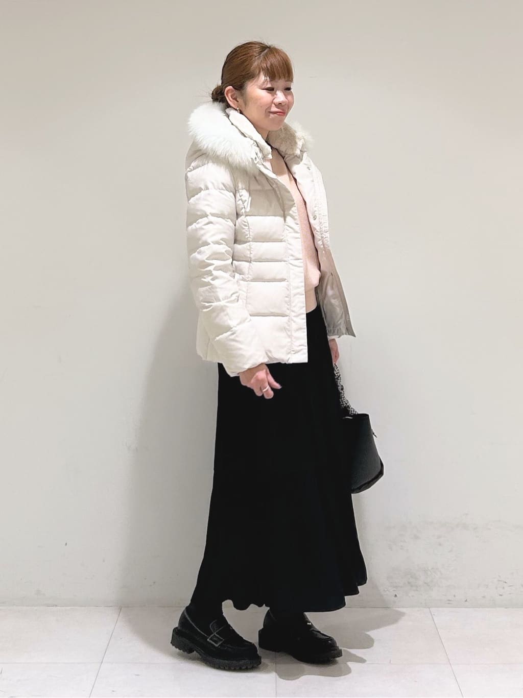 tsuyuさんの「INDIVI｜【名品／撥水／抗菌防臭】ショート丈リサイクルダウンコート」を使ったコーディネート