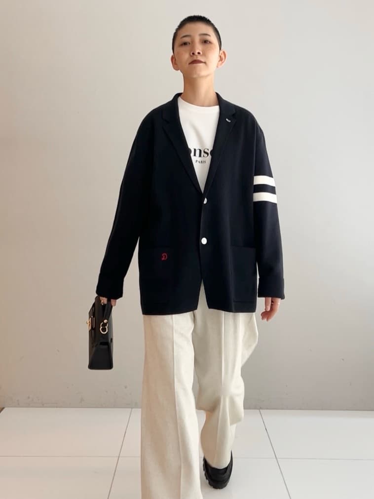 OCHIAIさんの「DRESSTERIOR｜【ウォッシャブル】スプリング ニットジャケット」を使ったコーディネート
