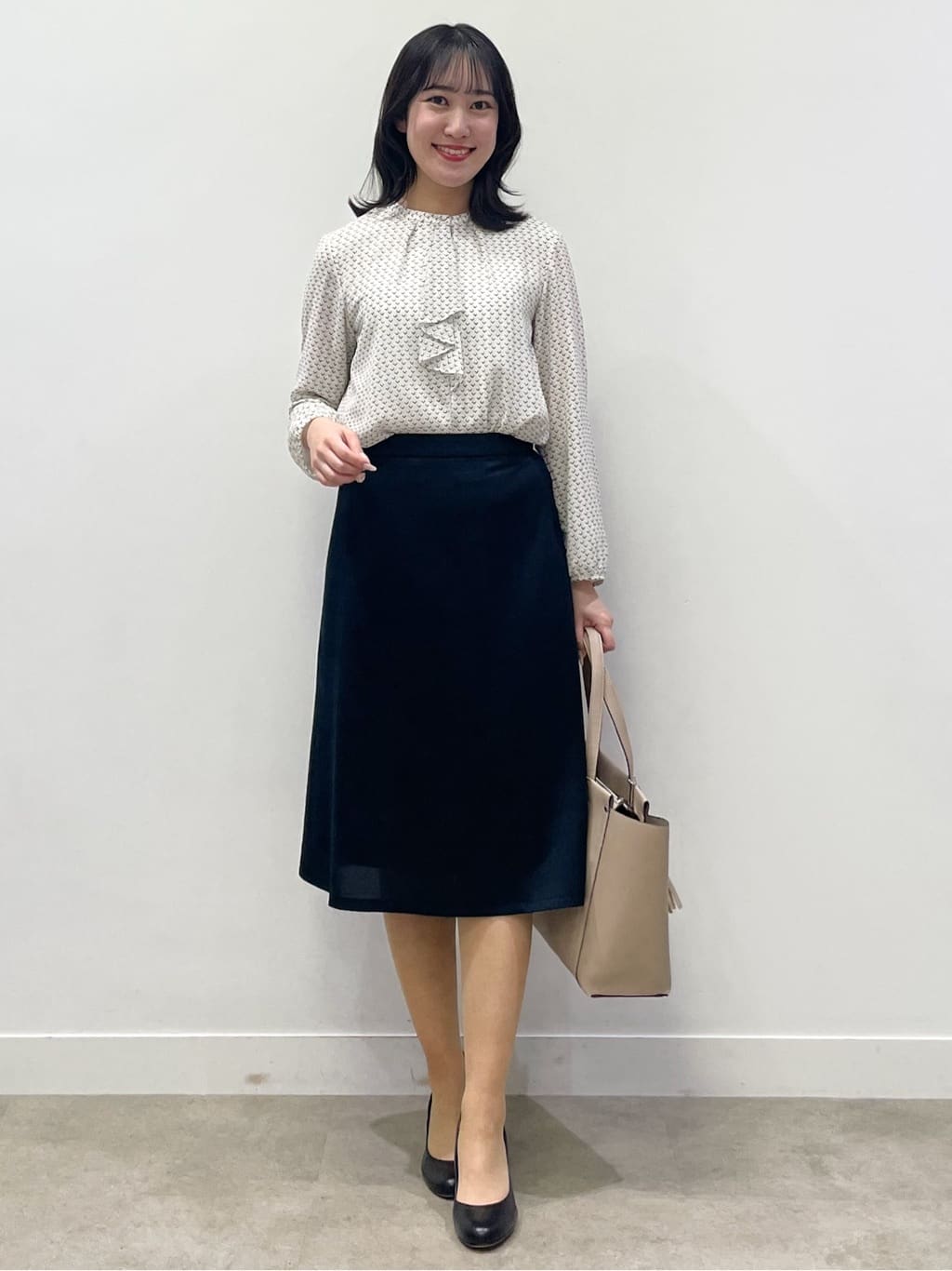 yukariさんの「Reflect｜【UVカット／接触冷感】フロントフリルシフォンブラウス」を使ったコーディネート