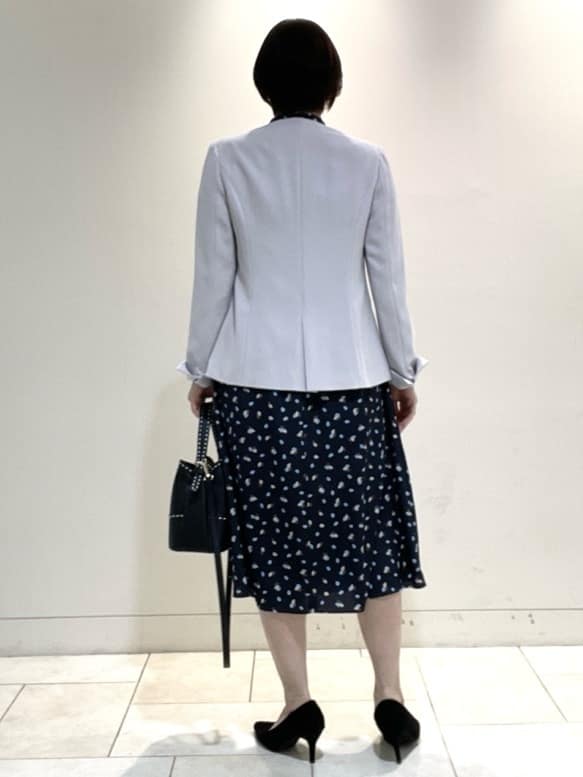 フミさんの「Reflect｜【SS-4Lサイズ／通勤／セットアップ可】ノーカラージャケット」を使ったコーディネート