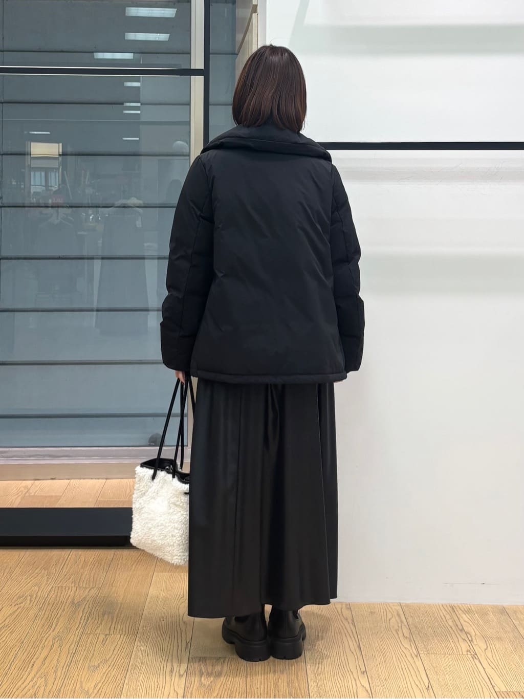 asamiさんの「INDIVI｜【洗える】ハイゲージニットカーディガン」を使ったコーディネート