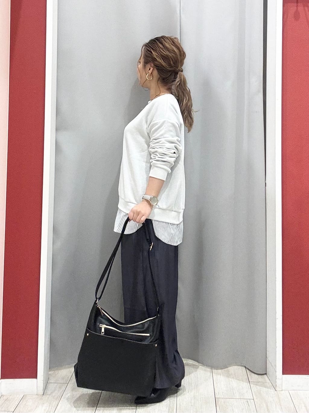 shioさんの「SHOO･LA･RUE｜【S-LL】サッと羽織れてきれい見え　フラップポケット ノーカラーブルゾン」を使ったコーディネート