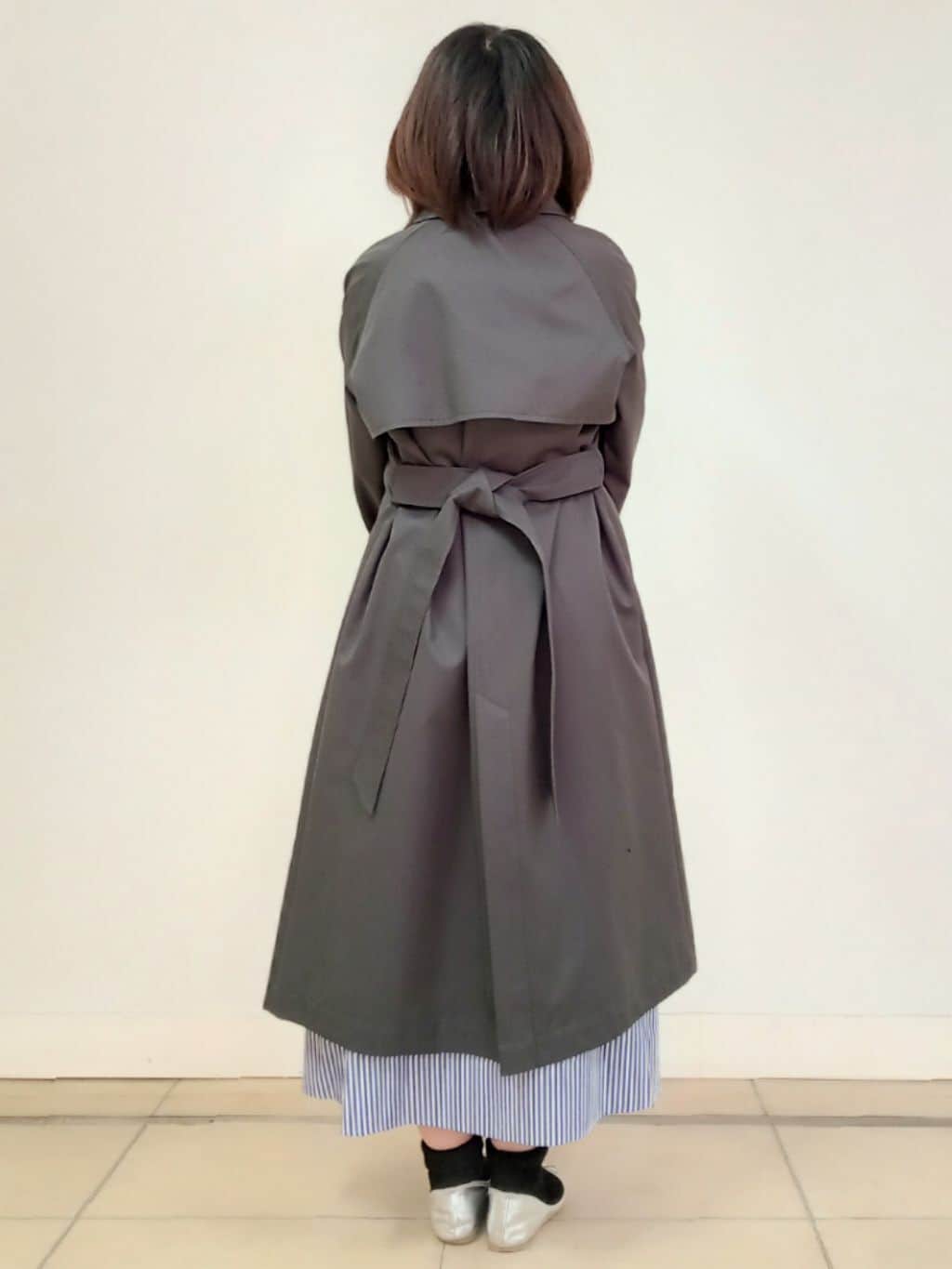 emiさんの「DRESSTERIOR｜【ウォッシャブル/美シルエット】ライト トレンチコート」を使ったコーディネート