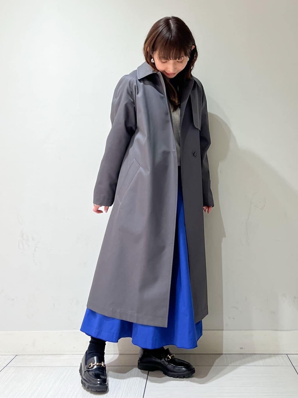 じゅんさんの「DRESSTERIOR｜【ウォッシャブル/美シルエット】ライト トレンチコート」を使ったコーディネート