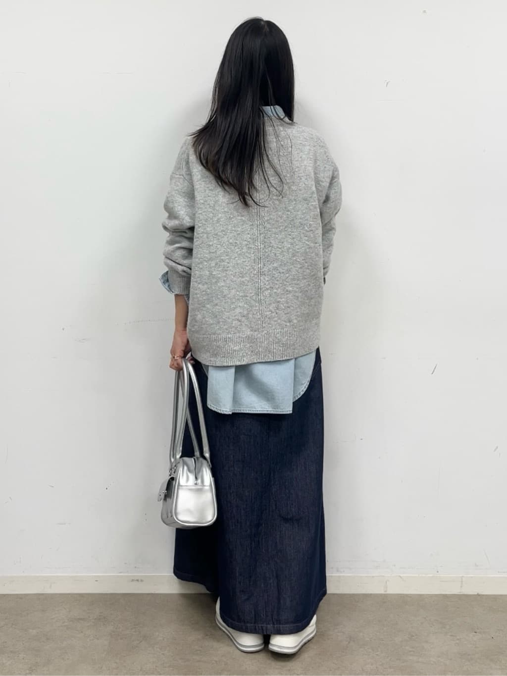 cotaniさんの「SHOO･LA･RUE｜【洗濯機可】お気に入りカラーを身にまとって　ふんわりゆるニット」を使ったコーディネート