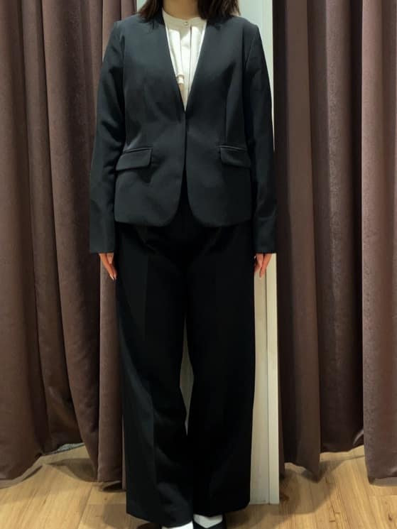 みちゃさんの「grove｜【マシンウォッシュ／防シワ/SS-3L】ストレッチノーカラージャケット」を使ったコーディネート