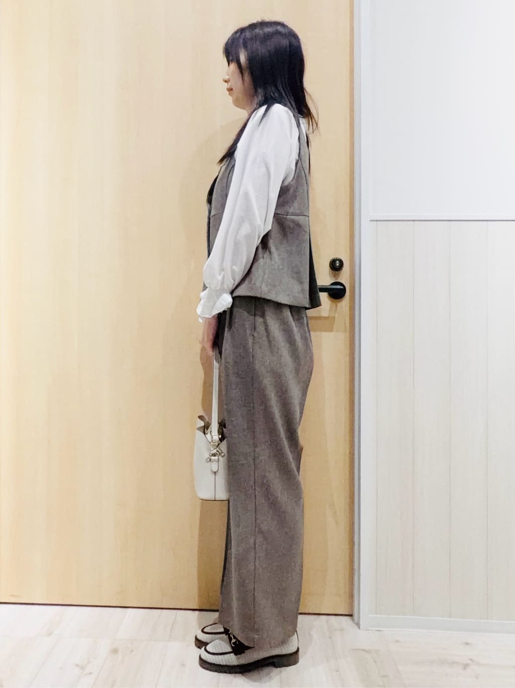 Naさんの「SHOO･LA･RUE｜【2点セット/S-LL】着回し力も抜群 着るだけで決まる大人上品セットアップ」を使ったコーディネート