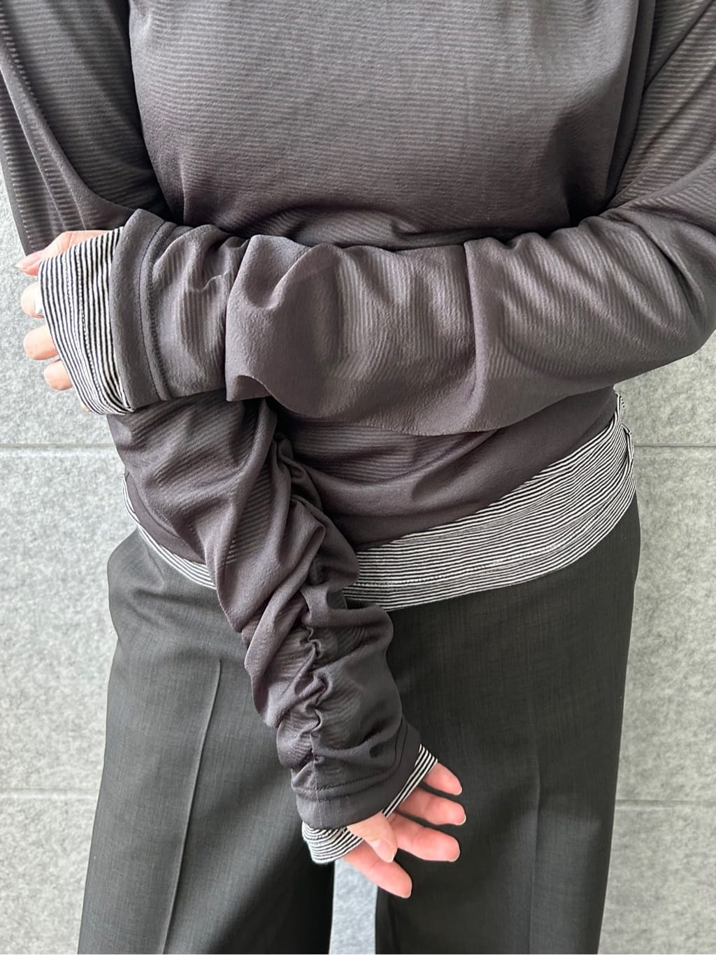 honoka Aさんの「CODE A｜turn up chic trousers」を使ったコーディネート