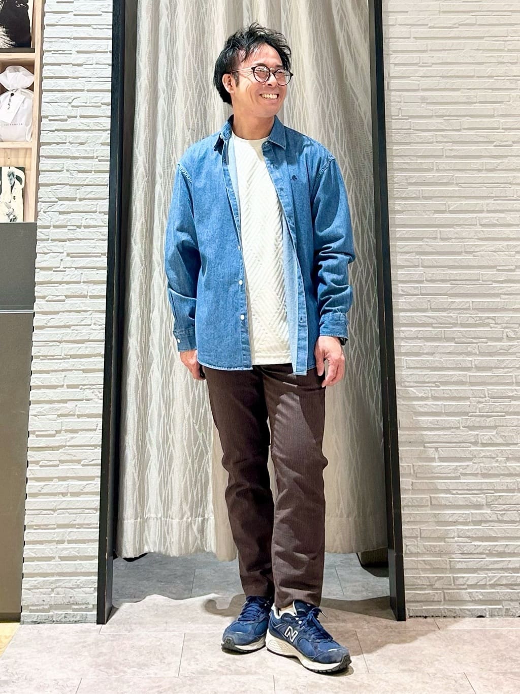 KENJI Iさんの「THE SHOP TK｜【POLO BCS 別注】 アソート長袖シャツ ストライプ／グレー／デニム」を使ったコーディネート