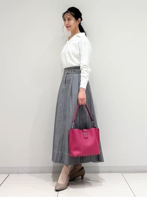 kayoさんの「INDIVI｜スキッパーネックニットプルオーバー」を使ったコーディネート