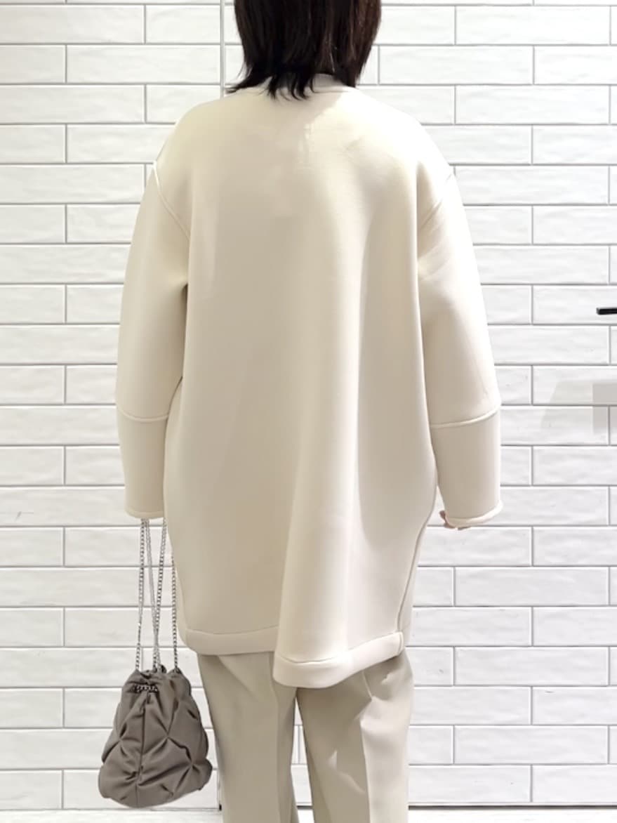 しおりさんの「OPAQUE.CLIP｜リバーシブル配色ノーカラーコート【洗濯機OK】」を使ったコーディネート