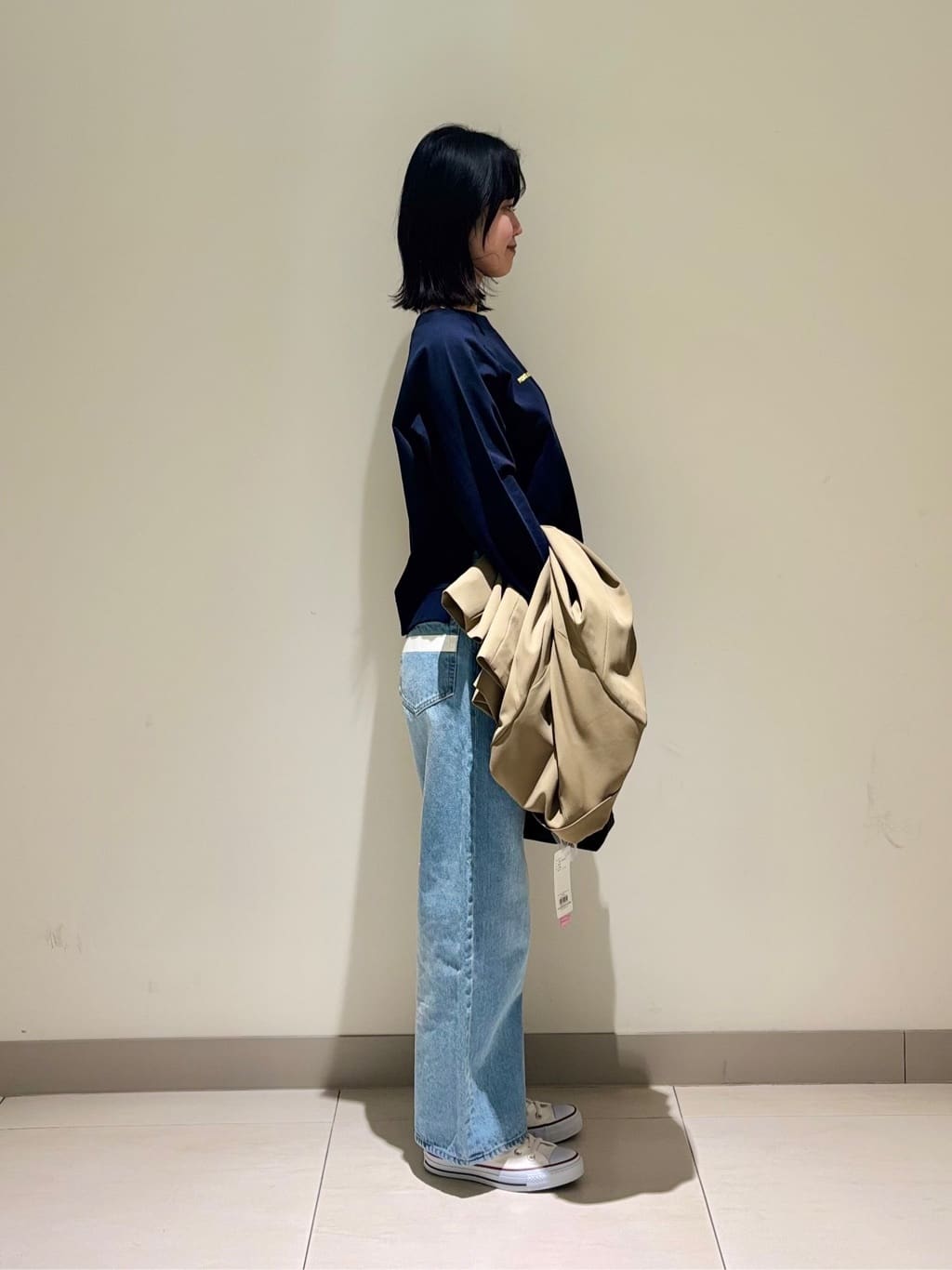 mayuさんの「Dessin｜【洗える】ラグラン切り替えミニロゴカットソー」を使ったコーディネート
