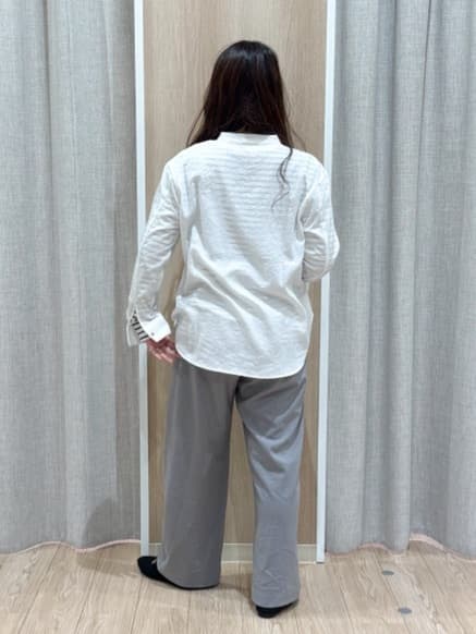 sachiさんの「grove｜【貴島明日香さん着用】お仕事も普段も。今どきワークシャツブラウス」を使ったコーディネート