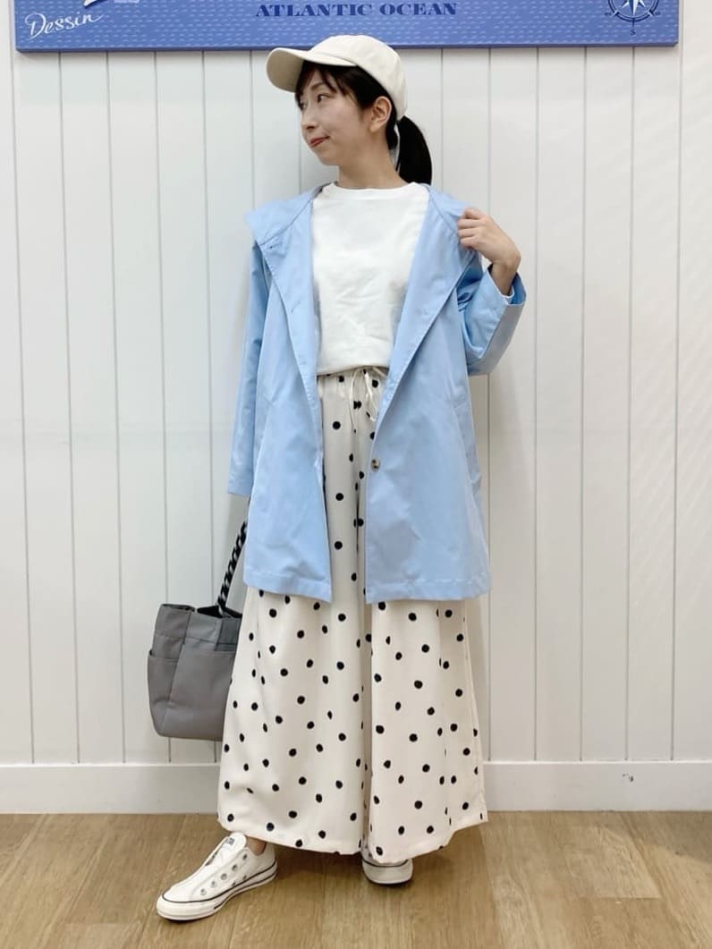yoshiさんの「Dessin｜【洗える】フードトレンチコート」を使ったコーディネート