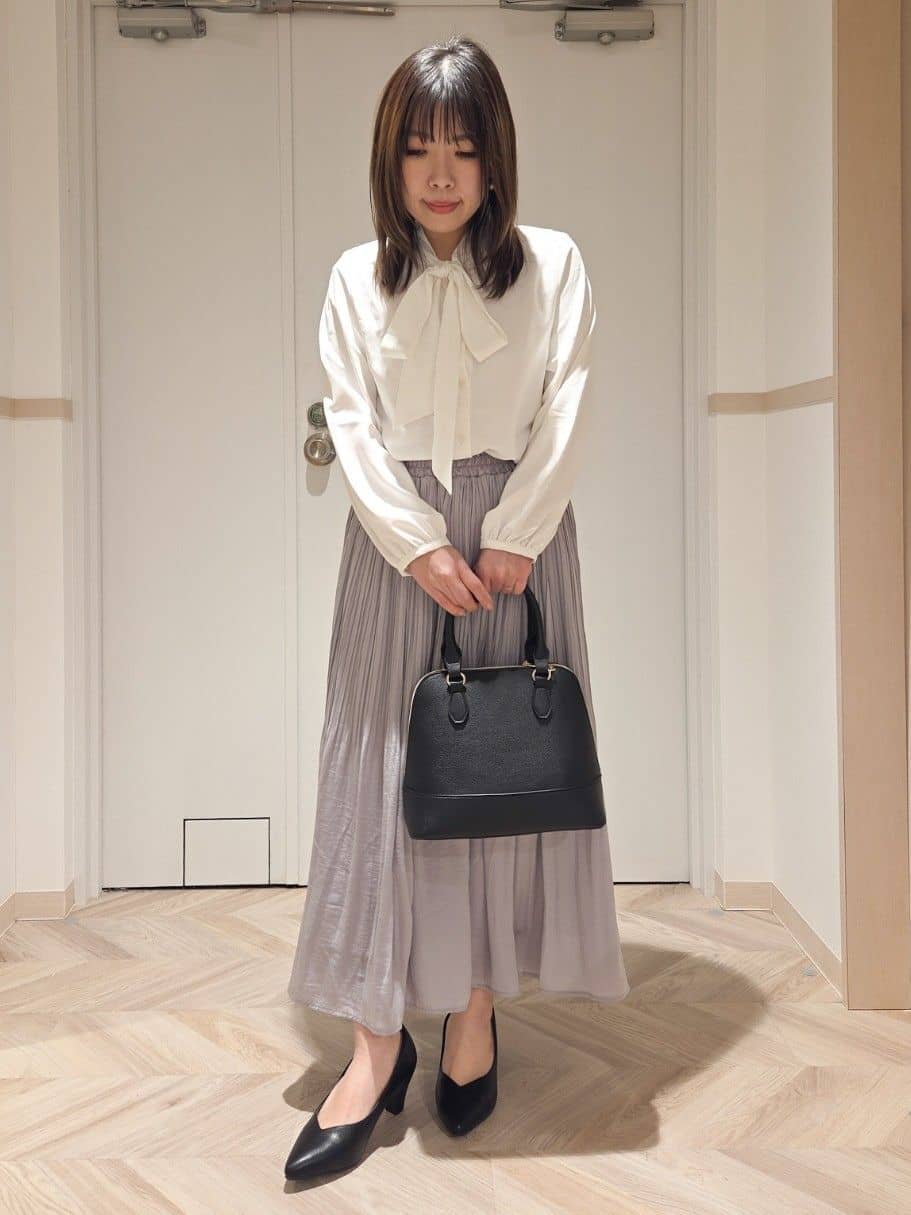 TSUCHIYAさんの「SHOO･LA･RUE｜【洗濯機可/セットアップ可/S-3L】きちんと楽に。カットジョーゼットノーカラージャケット」を使ったコーディネート