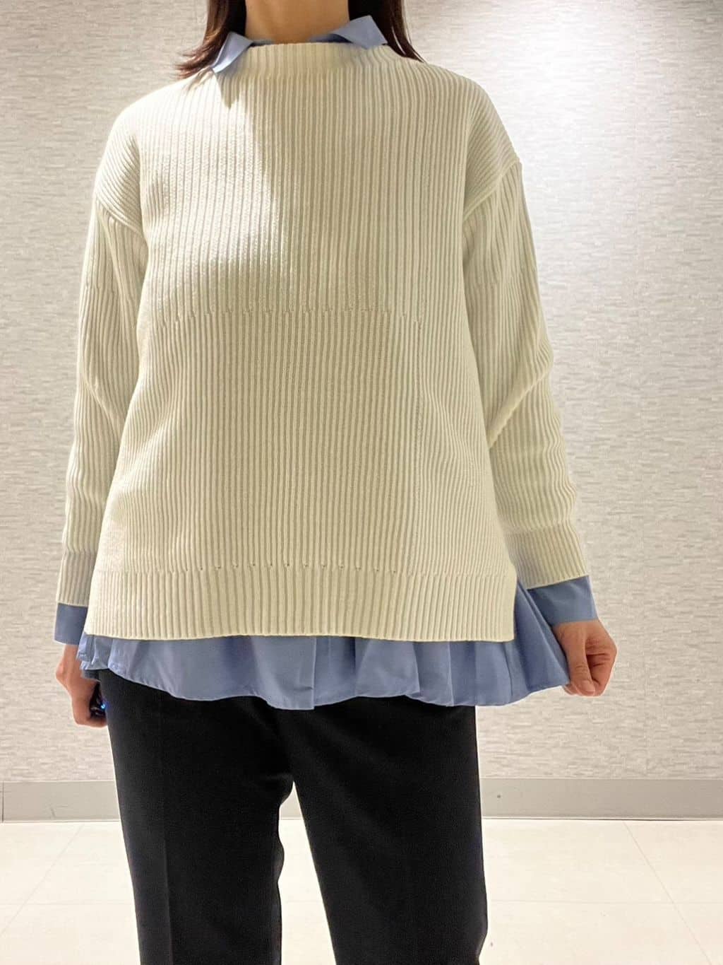 marikoさんの「Reflect｜【腰周りカバー／長め丈】モックネックニットプルオーバー」を使ったコーディネート