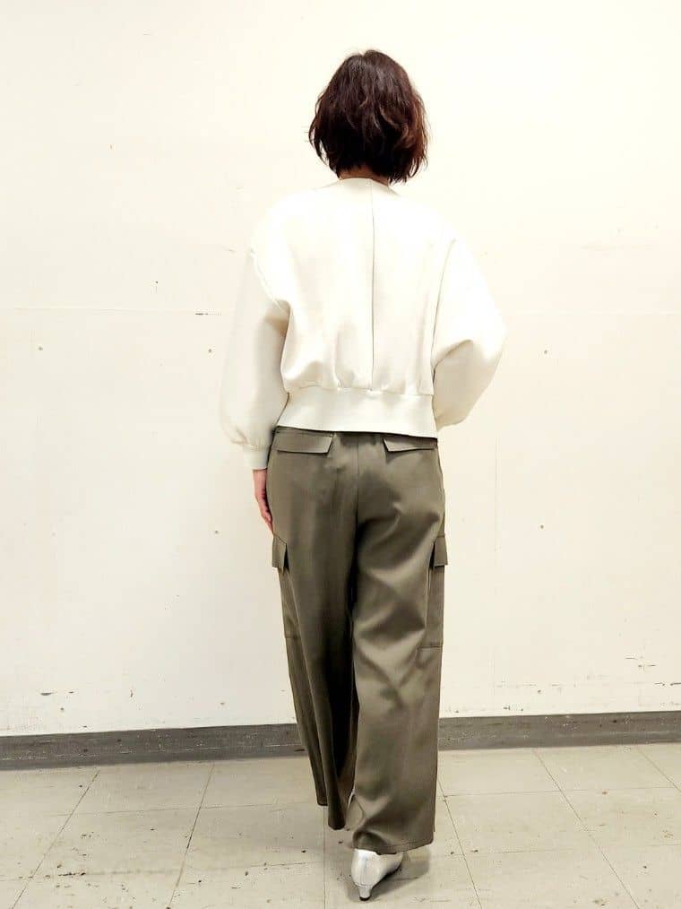 mayumayuさんの「Reflect｜透かしスリーブデザインハイゲージニット」を使ったコーディネート