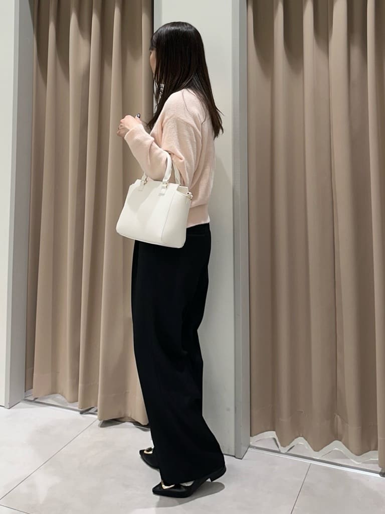 cottonさんの「THE SHOP TK｜ふわふわミニシャギー クルーネックカーディガン」を使ったコーディネート