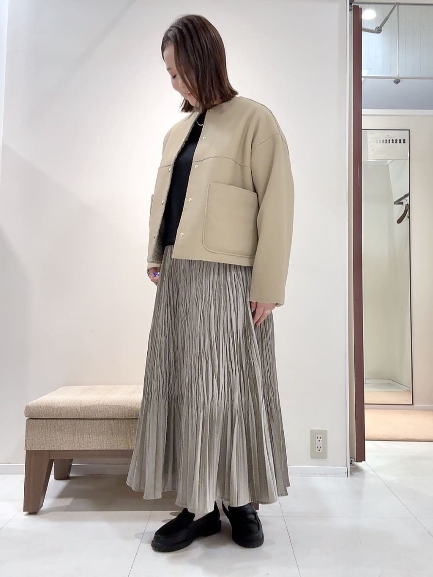 YUIさんの「UNTITLED｜【8色展開/体型カバー】魅せるタイムレスニット」を使ったコーディネート