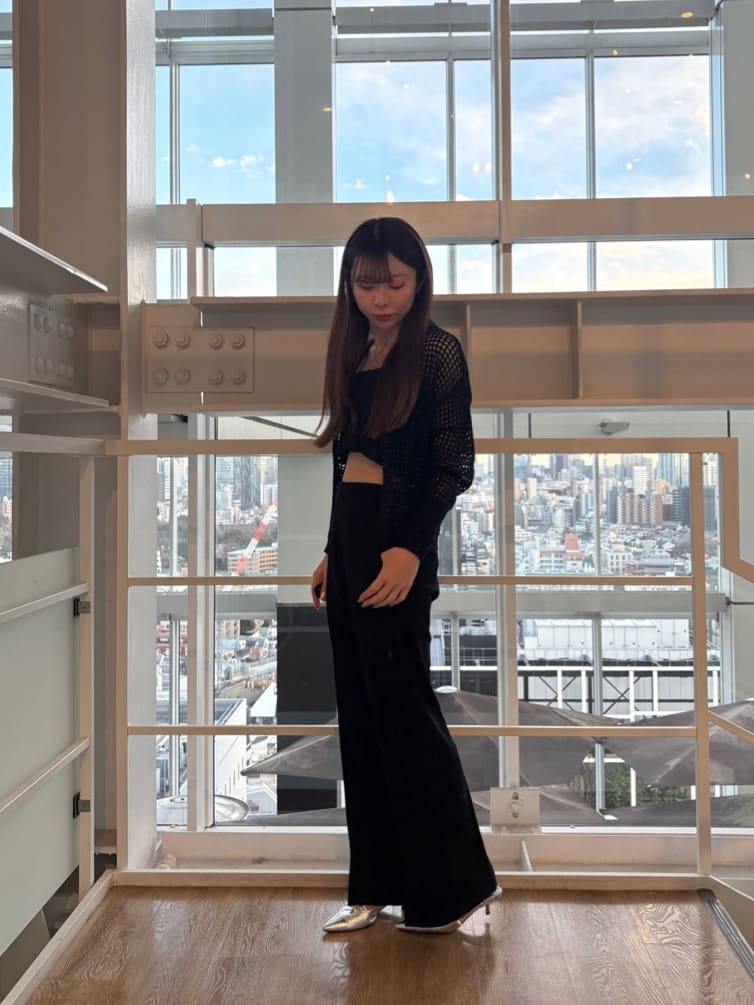 norimiさんの「INDIVI｜カップ付きクロップドキャミ」を使ったコーディネート
