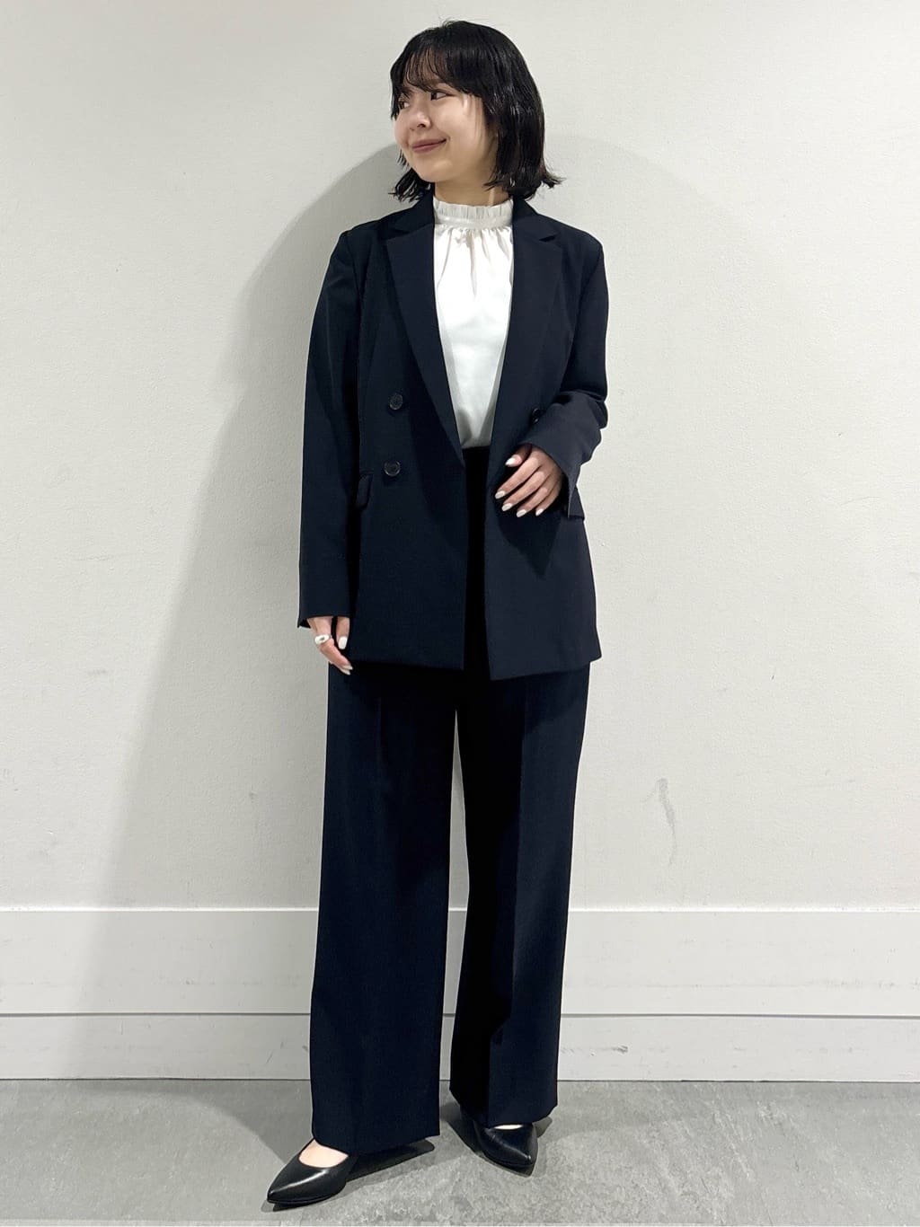 モエカさんの「UNTITLED｜【新色追加/接触冷感/セットアップ可】エアリー ワイドパンツ」を使ったコーディネート