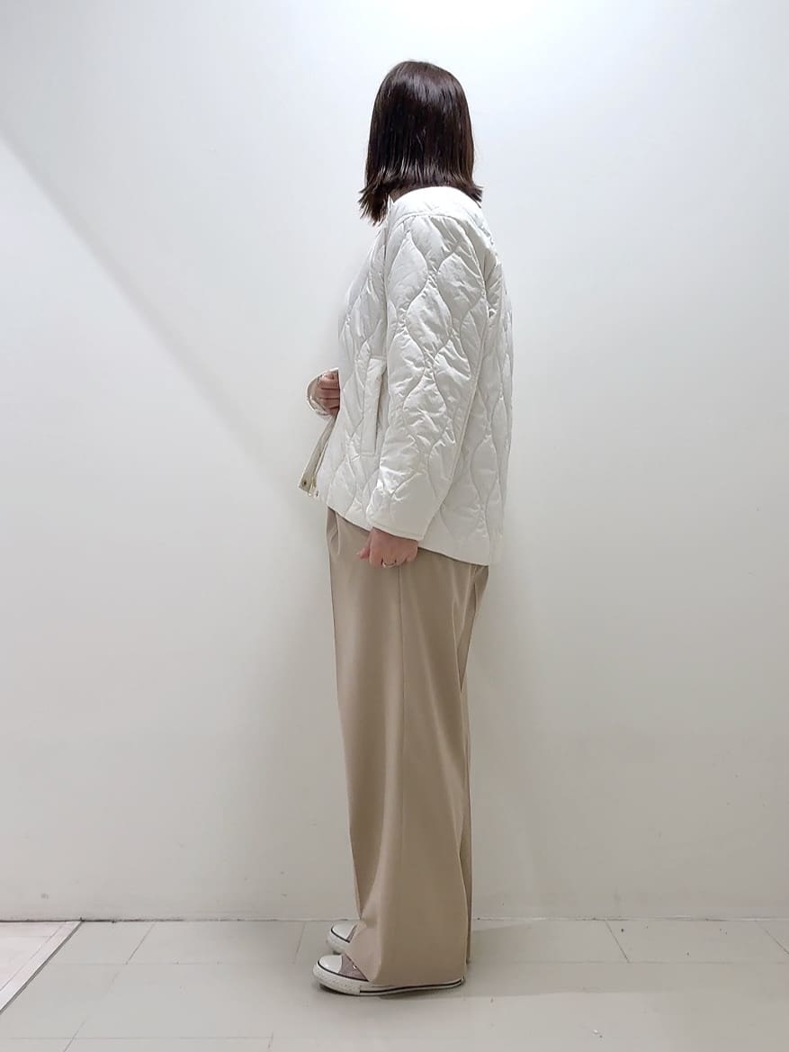 YUIさんの「UNTITLED｜【8色展開/体型カバー】魅せるタイムレスニット」を使ったコーディネート