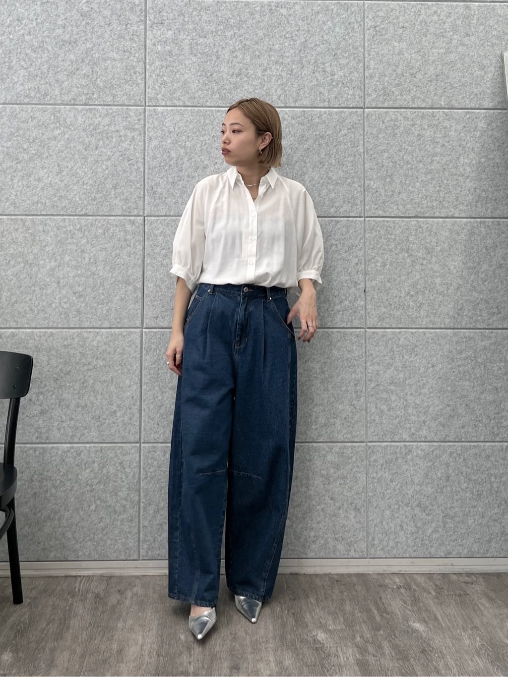 Harukaさんの「INDIVI｜バックドロストブラウス」を使ったコーディネート