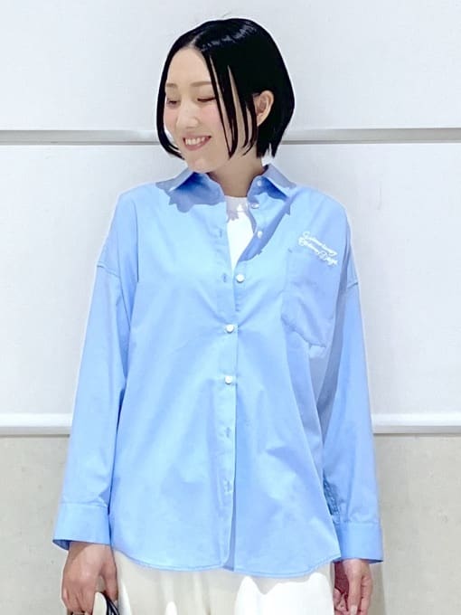 eriko さんの「Dessin｜【洗える】刺繍ロゴ入りオーバーシャツ」を使ったコーディネート
