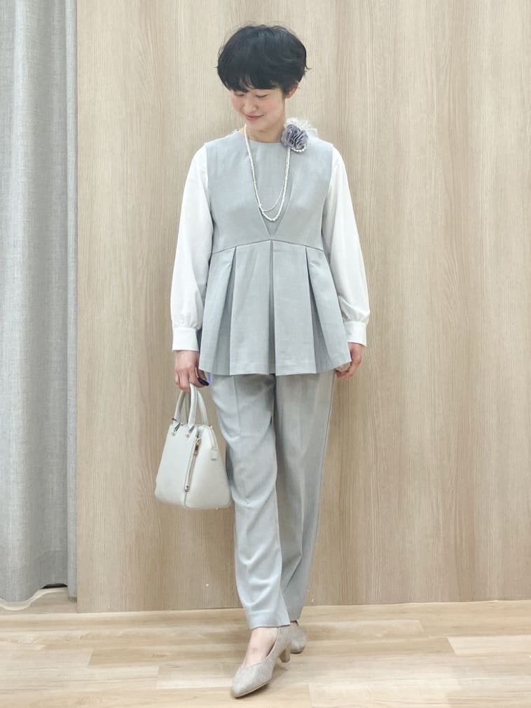 Keiさんの「grove｜【マシンウォッシュ/防シワ/S-3L】着回しできるカセット服ワイドパンツ」を使ったコーディネート