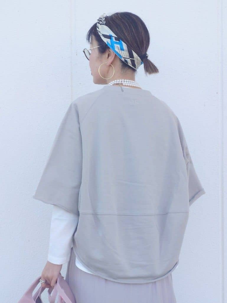 MUTSUKOさんの「UNTITLED｜【Liyoca】ベーシック天竺スリットプルオーバー」を使ったコーディネート
