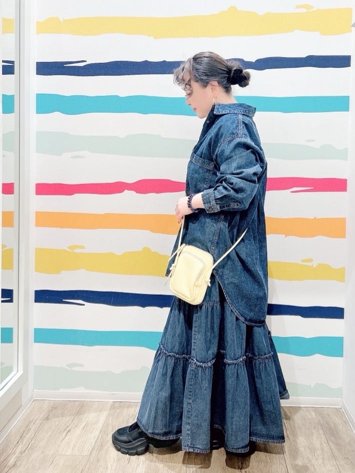 Peeさんの「SHOO･LA･RUE｜スクエアミニショルダーバッグ」を使ったコーディネート