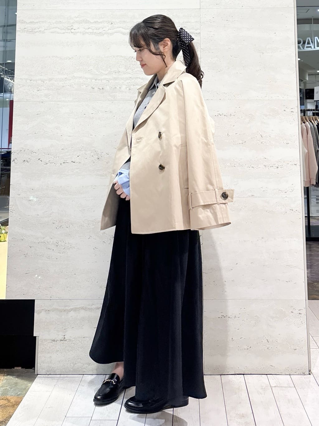 かほさんの「OPAQUE.CLIP｜ミドルトレンチコート【洗濯機OK】」を使ったコーディネート