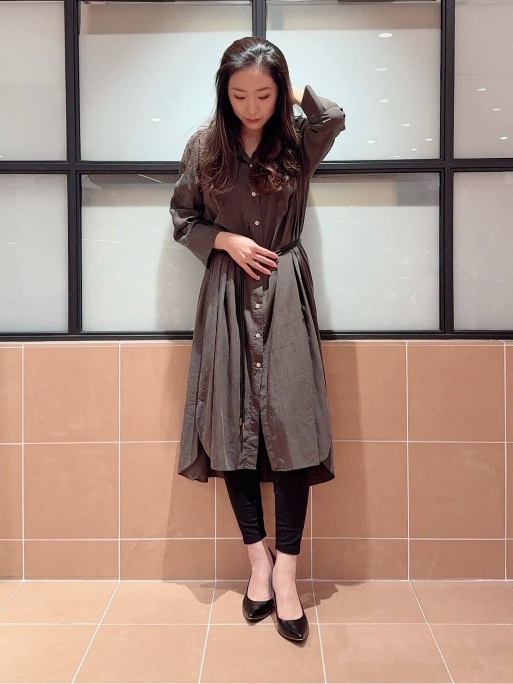 kaoriさんの「ESPERANZA｜【12時間パンプス】約7.5㎝　歩きやすくて疲れにくい」を使ったコーディネート