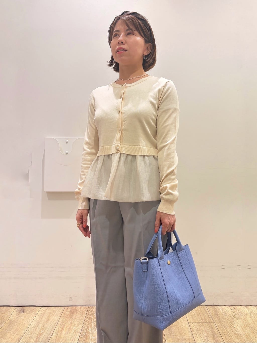 YUKOさんの「index｜【吸水速乾】ストレッチワイドストレートパンツ／セットアップ対応《洗濯機OK》」を使ったコーディネート
