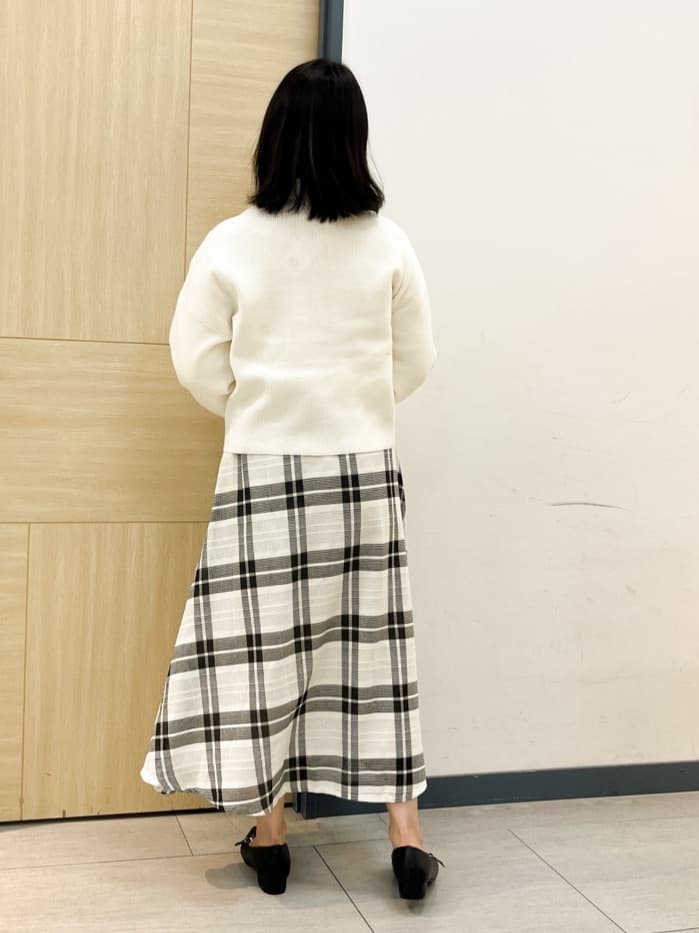 YOさんの「grove｜毎日着たくなる、もちもち畦編みニット」を使ったコーディネート