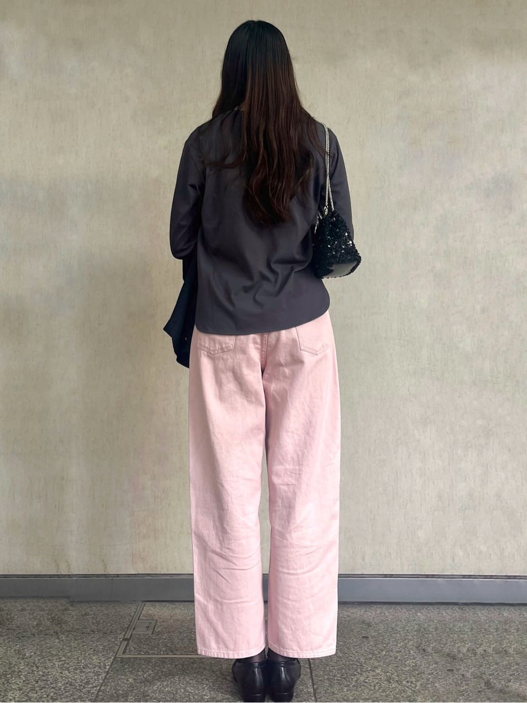 ももさんの「OPAQUE.CLIP｜ロゴプリントロングTシャツ【洗濯機OK】」を使ったコーディネート