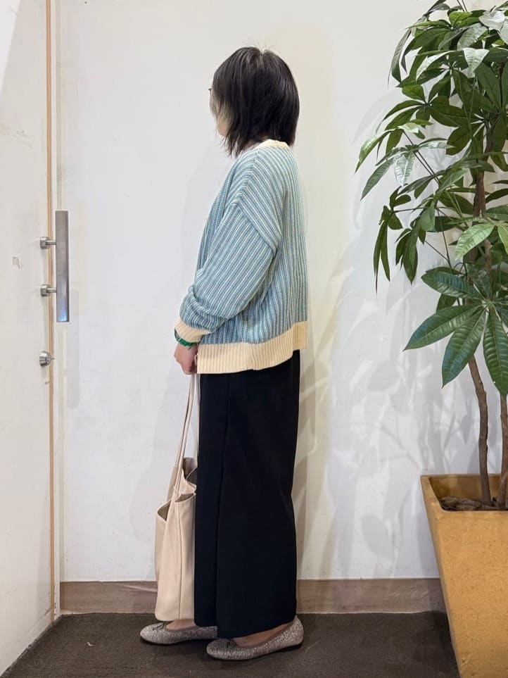 misakiさんの「SHOO･LA･RUE｜【綿100％/S-LL/プチプラ】選べる3柄 プリントアソートロンT」を使ったコーディネート