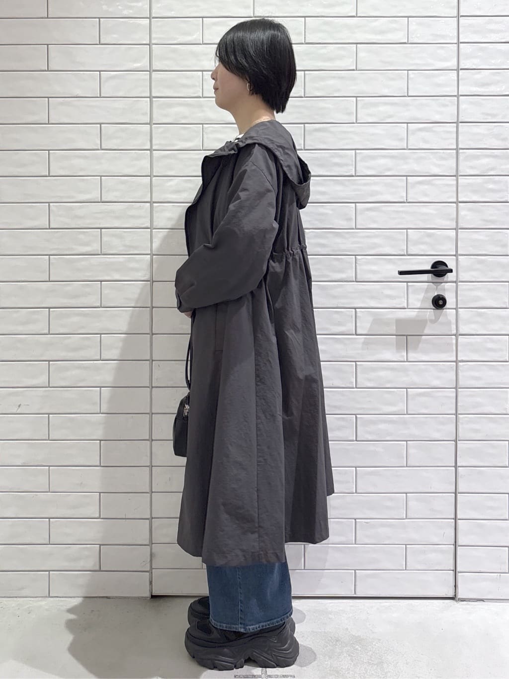 ayumiさんの「OPAQUE.CLIP｜撥水フードZIPロングコート【洗濯機OK】」を使ったコーディネート