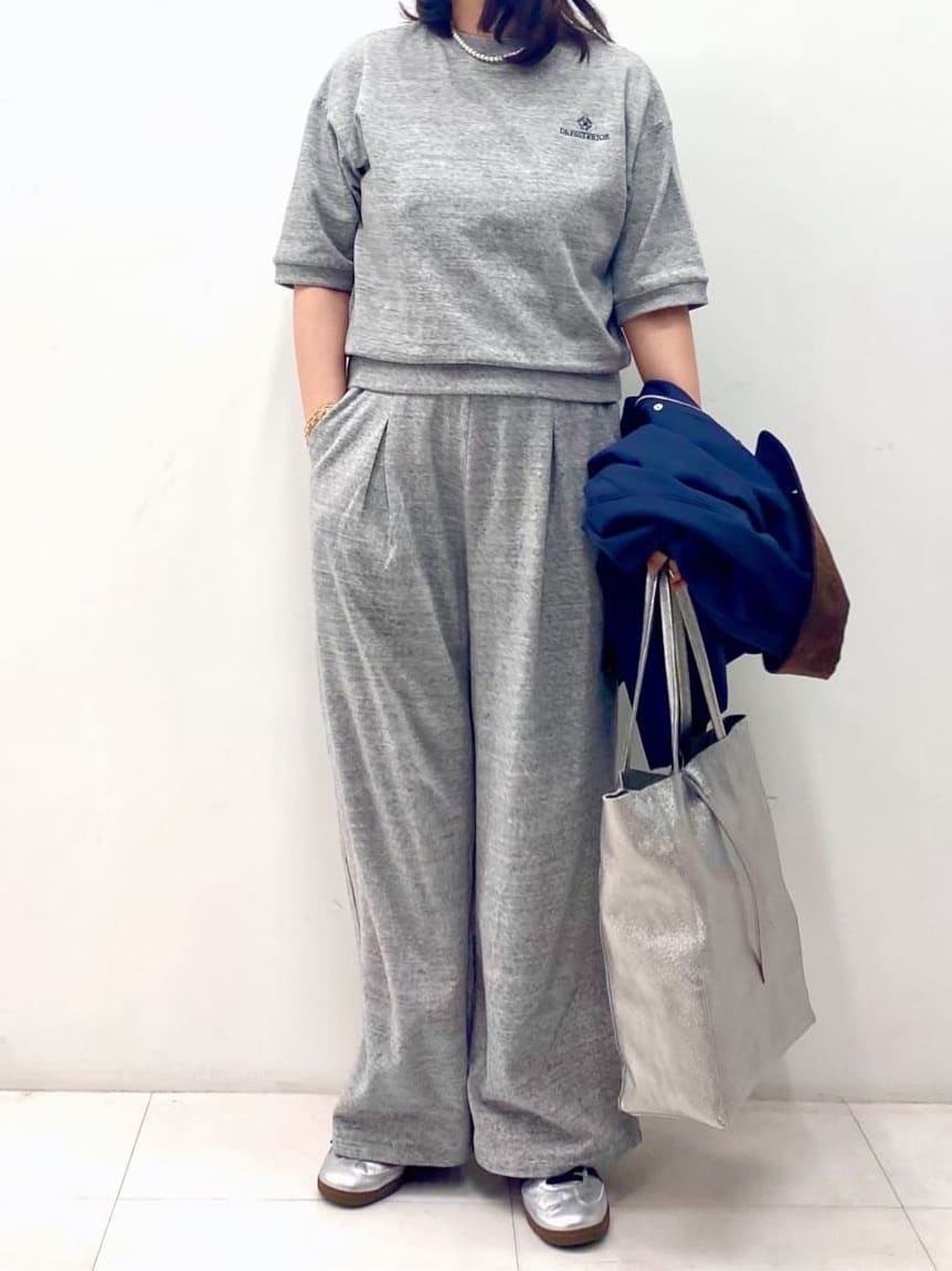 Sawaguchiさんの「DRESSTERIOR｜【セットアップ可/ウォッシャブル】ストレッチ裏毛ハーフスリーブプルオーバー」を使ったコーディネート
