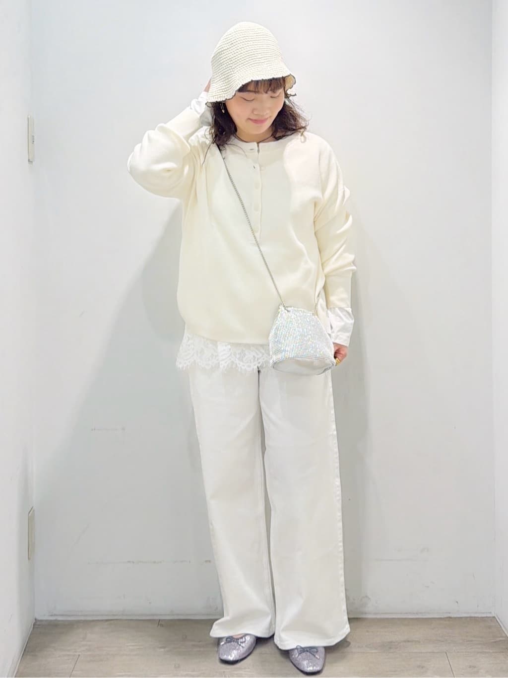 sumicaさんの「OPAQUE.CLIP｜ヘンリーネックニット／前後2WAY【洗濯機OK】」を使ったコーディネート