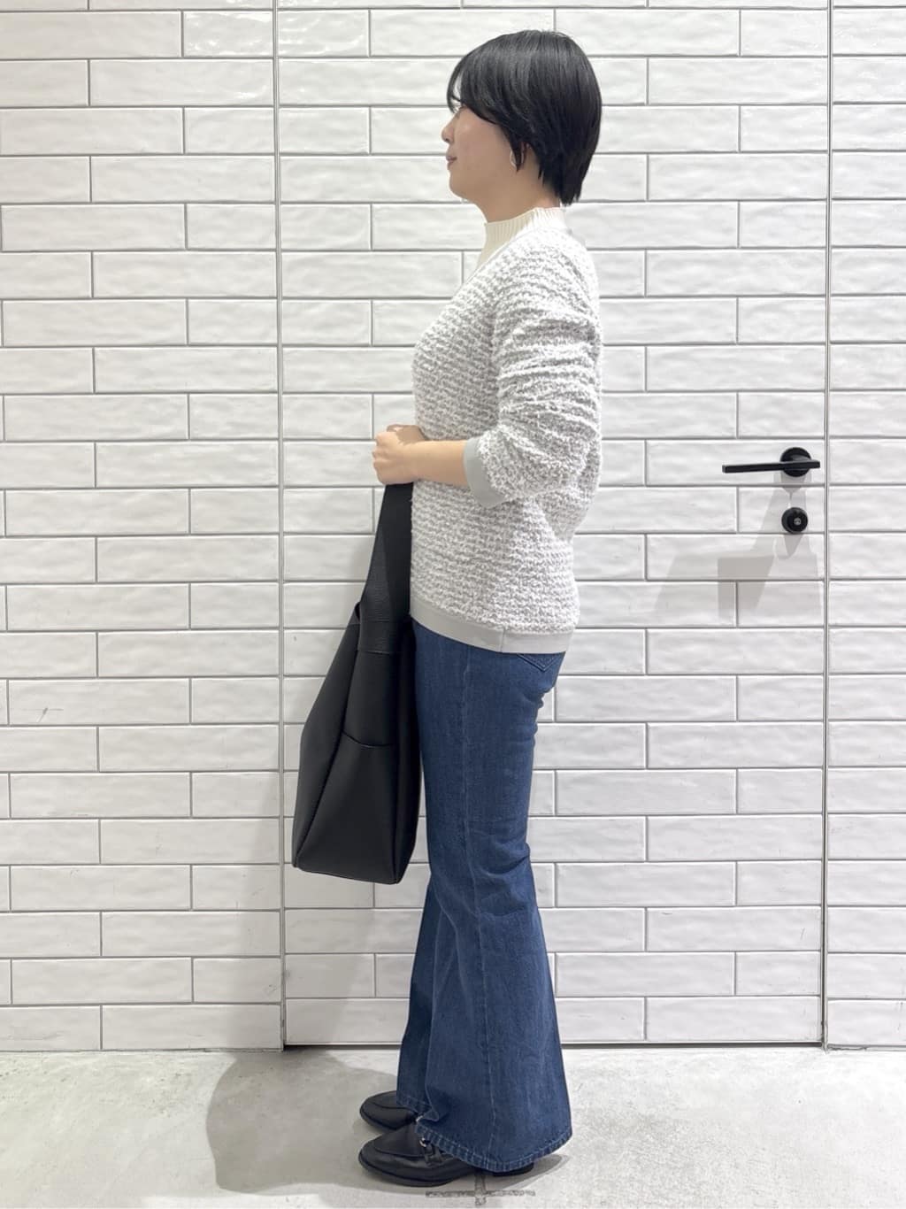 ayumiさんの「OPAQUE.CLIP｜ツイードライクVネックニットカーディガン【洗濯機OK】」を使ったコーディネート