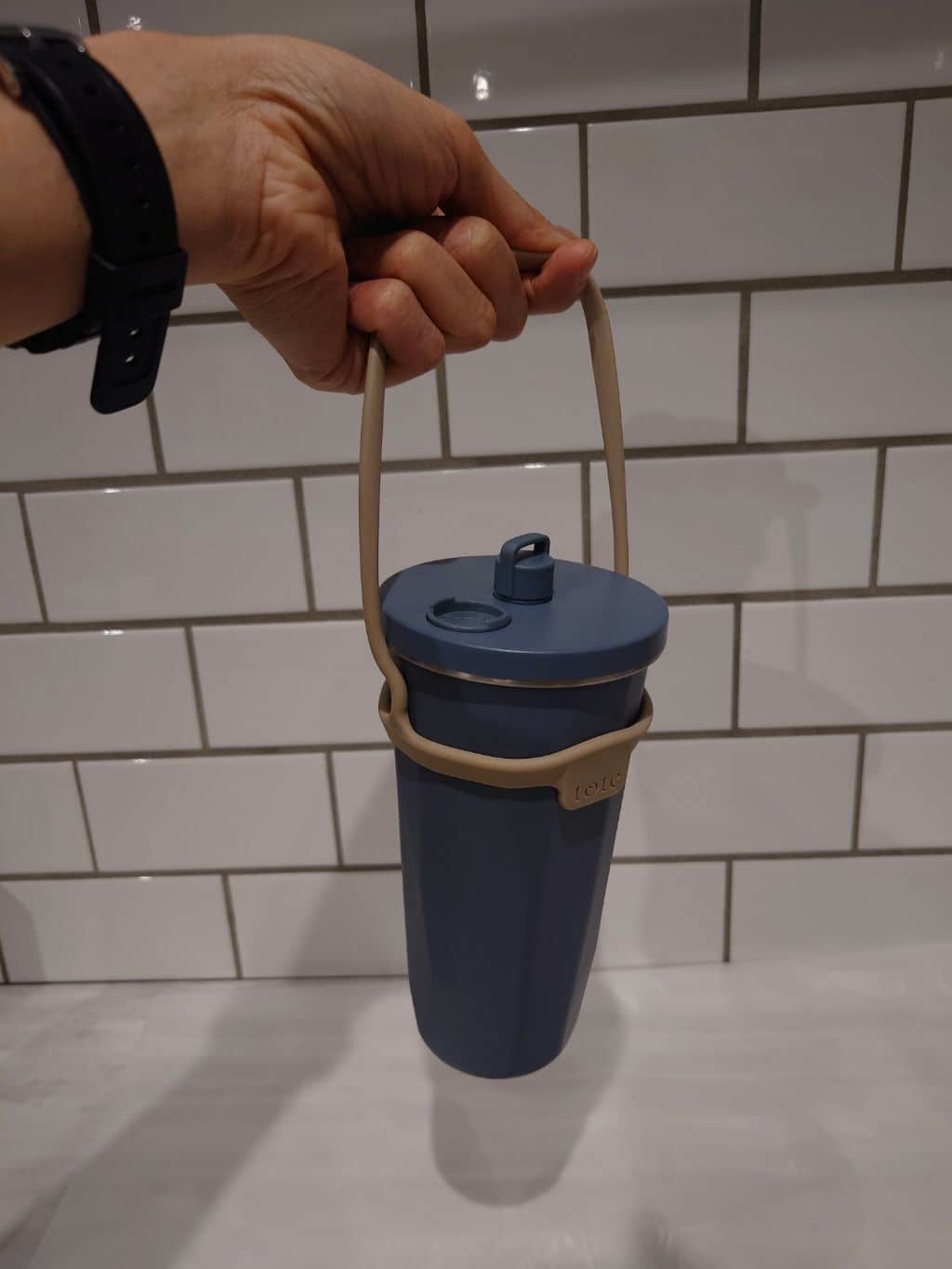 yuu07さんの「212 KITCHEN STORE｜ストロー付2wayタンブラー470ml ネイビー」を使ったコーディネート