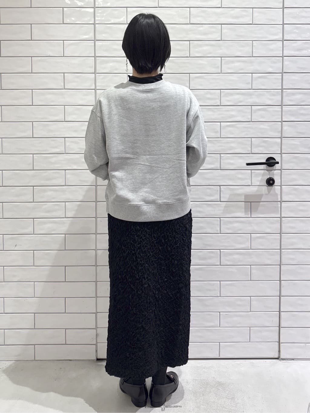 ayumiさんの「OPAQUE.CLIP｜コード刺繍裏毛プルオーバー【洗濯機OK】」を使ったコーディネート
