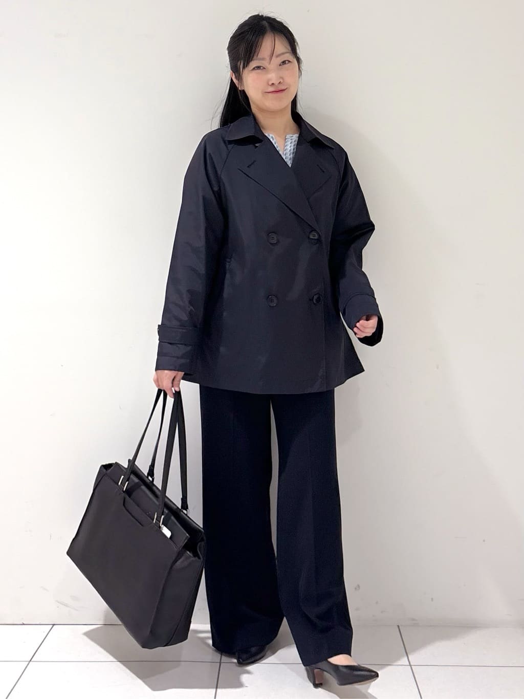 momokoさんの「INDIVI｜【撥水／UVケア／2WAY】超軽量ライナー付ライトトレンチコート」を使ったコーディネート