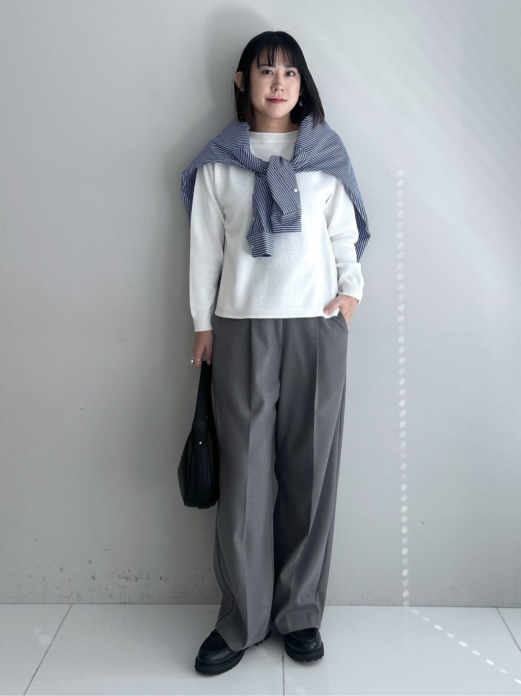 Hirokaさんの「Dessin｜シャンブレースプリングコート」を使ったコーディネート